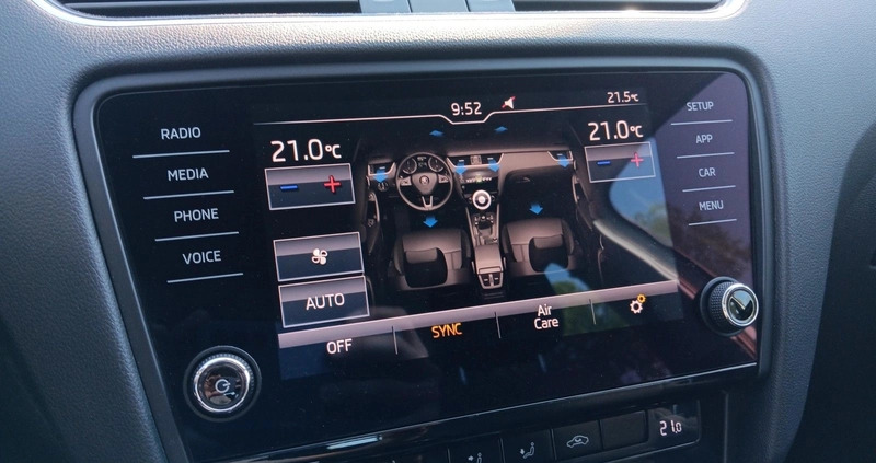 Skoda Octavia cena 59900 przebieg: 161176, rok produkcji 2020 z Słubice małe 562
